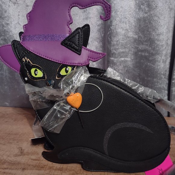 Betsey Johnson Handbags - Betsey Johnson Halloween purse